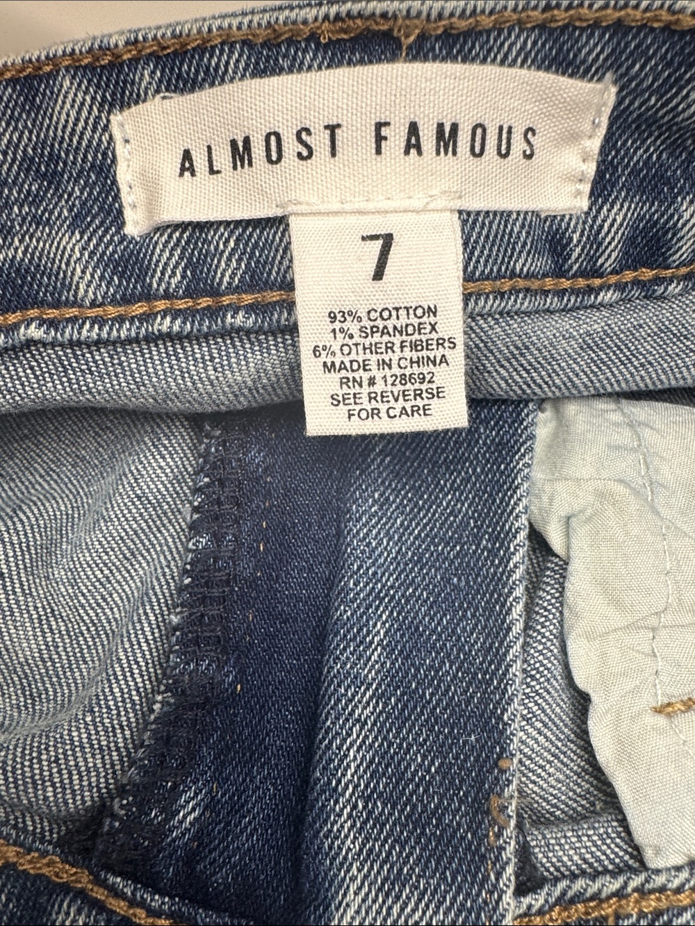 NWT Almost Famous High-Rise Acid Wash Denim Shorts - 5" - Picture 7 of 8